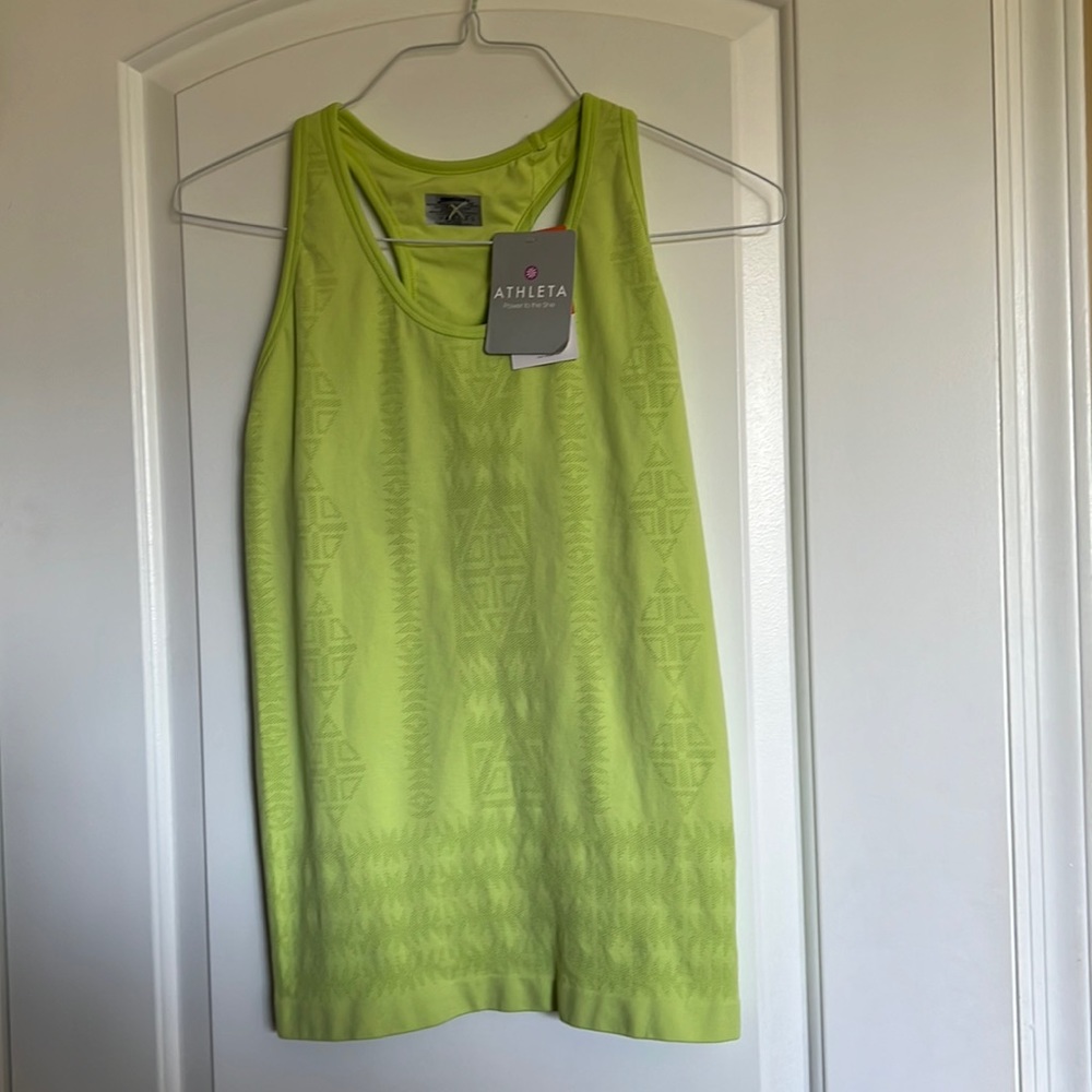 NWT ATHLETA Racerback tank built in shelf bra SZ L